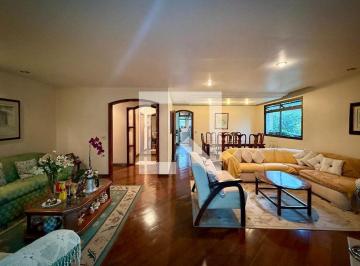 Este espaçoso apartamento de 200 metros quadrados está localizado em São Paulo e · Apartamento à Venda - Brooklin, 4 Quartos, 200 m2