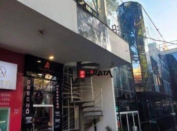 418d925ef9613a39bc7bc28e8c40e15ee1dba0c2 · Sobrado triplex comercial para venda, 111,80 m2 em Centro Comercial de Alphaville.