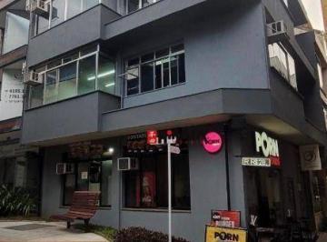 3117d8ccb9b2710639c68ac498b795ae4617d87c · Sobrado triplex comercial para venda, 206,40 m2 em Centro Comercial de Alphaville.