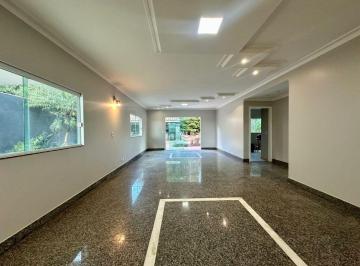 Casa de 4 quartos, Brasília · SOBRADO/ 4 QUARTOS / ARMÁRIOS PLANEJADOS / ENERGIA FOTOVOLTAICA / CHURRASQUEIRA