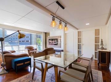 Apartamento · 174m² · 3 Quartos · 2 Vagas · Apartamento em frente ao Clube Curitibano.