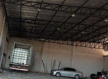 Comercial , Fortaleza · Galpão Comercial em Pedras, 856 m2 área útil - Venda