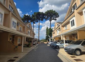 Casa 137m² Venda Hauer · amplo, ensolarado, suite com ar condicionado, 03 vagas