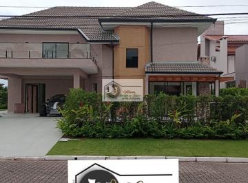Casa · 5 Quartos · 4 Vagas · Casa em Condomínio - PERUÍBE