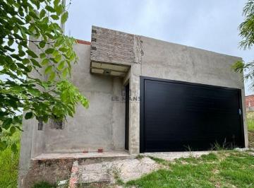 Casa · 180m² · 2 Quartos · 2 Vagas · Casa à venda em Piracicaba, Vale do Sol, com 2 quartos, com 180 m²