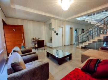 Casa · 195m² · 3 Quartos · 2 Vagas · Casa à venda em Piracicaba, Jardim Caxambu, com 3 quartos, com 195 m²
