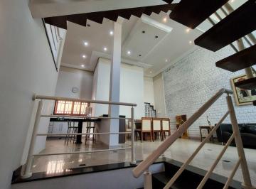Casa · 268m² · 3 Quartos · 5 Vagas · Casa à venda em Piracicaba, Cidade Alta, com 3 quartos, com 268 m²