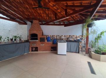 Casa · 189m² · 3 Quartos · 4 Vagas · Casa à venda em Piracicaba, Loteamento Chácaras Nazareth II, com 3 quartos, com 189 m²