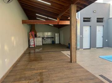 Casa · 70m² · 1 Quarto · 2 Vagas · Casa à venda em Piracicaba, Água Branca, com 1 quarto, com 70 m²