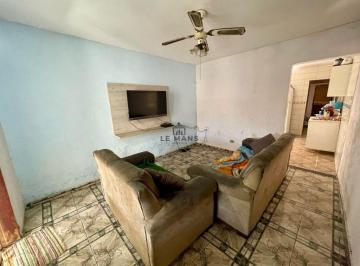 Casa · 200m² · 3 Quartos · 2 Vagas · Casa à venda em Piracicaba, Água Branca, com 3 quartos, com 200 m²