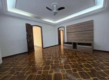 Casa · 310m² · 3 Quartos · 2 Vagas · Casa à venda em Piracicaba, Jardim Monumento, com 3 quartos, com 310 m²