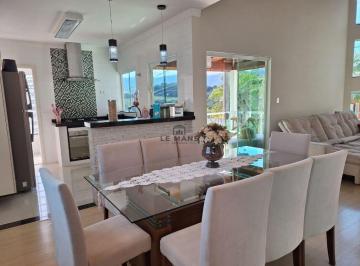 Casa · 238m² · 3 Quartos · 4 Vagas · Casa à venda em São Pedro, Jardim Itália, com 3 quartos, com 238 m²