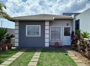 Casa · 48m² · 2 Quartos · 2 Vagas · Casa à venda em Piracicaba, Tupi, com 2 quartos, com 48 m², Jardim Das Oliveiras