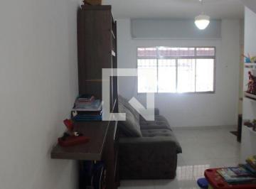 Esta encantadora casa localizada no bairro de Santana oferece um espaço amplo e  · Casa à Venda - Sítio do Mandaqui, 2 Quartos,  160 m2