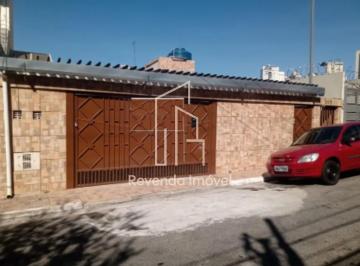 Casa · 220m² · 4 Quartos · 2 Vagas · Casa com 4 Quartos e 3 banheiros à Venda, 220 m² por R$ 650.000