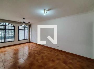 Imóvel amplo à venda com 3 quartos, sendo 1 suíte, e 3 banheiros no total. O imó · Casa à Venda - Ipiranga, 3 Quartos,  150 m2