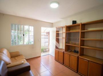 Localizada no charmoso Conjunto Residencial Santa Terezinha, esta casa é uma exc · Casa à Venda - Mandaqui, 3 Quartos,  180 m2