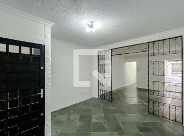 Localizada na vibrante cidade de São Paulo, esta casa na Vila Clementino oferece · Casa à Venda - Vila Mariana, 3 Quartos, 182 m2