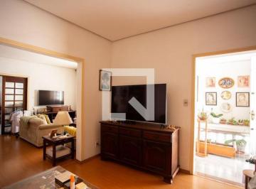 Localizada no charmoso bairro de Chora Menino, em São Paulo, esta casa oferece u · Casa à Venda - Santana, 5 Quartos,  256 m2