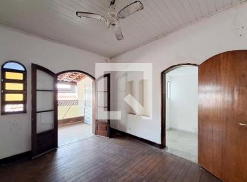 Casa · 225m² · 3 Quartos · 2 Vagas · Casa à Venda - Água Fria, 3 Quartos, 225 m2