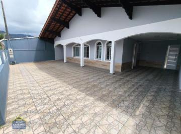 Casa · 257m² · 3 Quartos · 6 Vagas · Casa Térrea Isolada com 3 dorms 6 vagas - Financia!