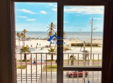 Apartamento · 75m² · 2 Quartos · 1 Vaga · Apartamento Frente mar na Tupi - 2 dorms Varanda e Financia!