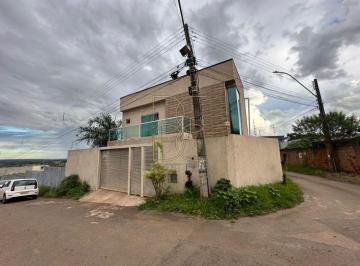 Casa de 3 quartos, Águas Claras · Sobrado Moderno - Arniqueiras | SHA Conjunto 4