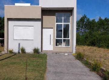 644859.jpg · Casa 2 Quartos - Bairro CAPÃO NOVO VILLAGE
