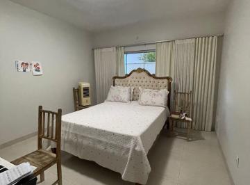 Casa · 220m² · 3 Quartos · 2 Vagas · Casa de Alto Padrão à Venda no Jardins Lisboa - Goiânia/GO