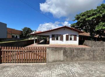 Casa · 129m² · 3 Quartos · 4 Vagas · Casa com 3 quartos à venda em Itapoá, Terreno amplo 386m² no Centro – 500m da praia