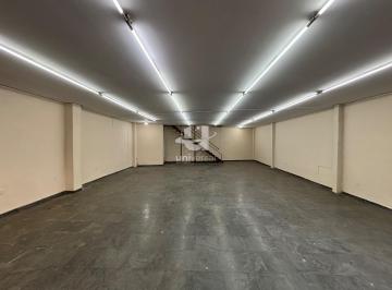 Comercial · 110m² · Visibilidade, Espaço e Potencial: Conheça Esta Loja de 110m² e 80m² mezanino