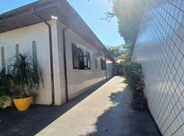 Casa · 361m² · 3 Quartos · 6 Vagas · Casa com 3 quartos para alugar, 361 m² por R$ 5.833/mês - Jardim do Papai - Guarulhos/SP