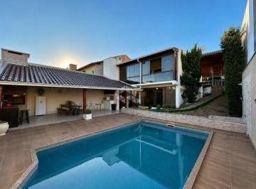 Casa · 234m² · 3 Quartos · 2 Vagas · CASA À VENDA EM UM DOS PONTOS MAIS DESLUMBRANTES DA ENCOSTA DO SOL