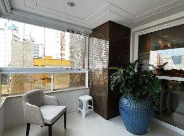 b2cc8cdb-8bf6-4e14-b84c-f66241ce9dee-17774725933752.jpg · APARTAMENTO DE ALTO PADRÃO NO CENTRO DE FLORIANÓPOLIS | 3 SUÍTES + VISTA PANORÂMICA