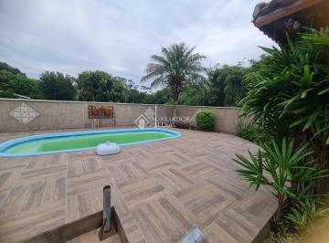 Casa · 120m² · 2 Quartos · 4 Vagas · Casa 2 quartos, 1 suíte no bairro Ipanema, Porto Alegre.