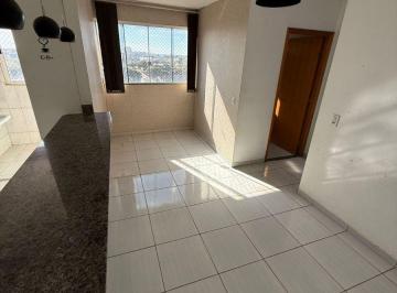 02 quartos com guarda-roupas planejados
01 sala ampla
01 cozinha com armários
01 · 02 quartos reformado armários planejados aceita financiamento QN 512 Samambaia Sul