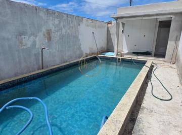 Casa · 150m² · 4 Quartos · 2 Vagas · Casa à Venda em Taperapuã, Porto Seguro: 4 Suítes, 150m²