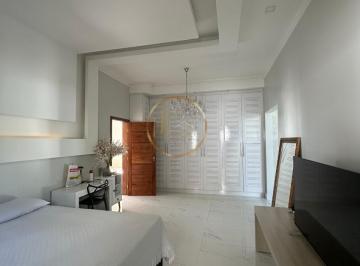 Casa · 350m² · 4 Quartos · 2 Vagas · Casa à Venda em Porto Seguro: 4 Suítes, 350m² no Outeiro
