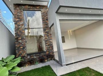 Casa · 150m² · 3 Quartos · 2 Vagas · Casa 3Q sendo 1 suite localizada no bairro Chácaras Americanas (Ao lado do Bairro de Lourdes)