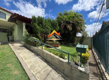 Casa · 165m² · 3 Quartos · 2 Vagas · Casa Linear com 3 dormitorios 2 vagas grades 1 edicula no fundo Venda Bairro Alipio de Melo