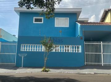 Casa · 121m² · 3 Quartos · 2 Vagas · Sobrado à Venda no Portal do Sol, São Carlos
