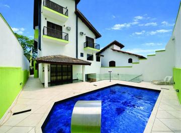 202604291751491721.jpg · Casa para Venda em Cotia, Granja Viana, 4 dormitórios, 4 suítes, 6 banheiros, 6 vagas