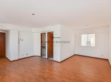 Apartamento · 35m² · 1 Quarto · Apartamento de 1 quarto no centro de Curitiba