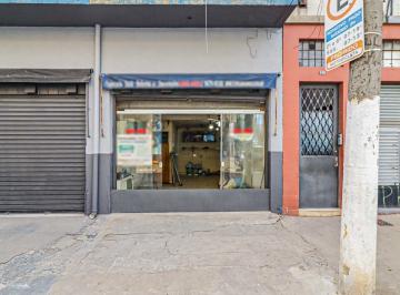 Comercial · 30m² · Loja na Rua Vitorino Carmilo, N. 158 • 30 m²