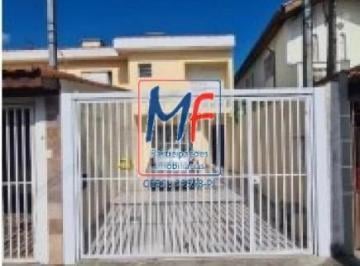 Casa · 99m² · 3 Quartos · Casa para locação na Vila Matilde, com 3 quartos (1 suíte), sala, cozinha, sacada, lavanderia, 2 vag