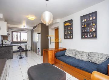 Apartamento de 2 quartos, Curitiba · Apartamento centro, 2 dormitórios, mobiliado, andar alto, ensolarado, 64 m² privativos, 2 vagas