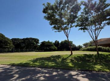Terreno , Indaiatuba · Terreno 2.020m Condomínio Figueira Helvetia Polo em Indaiatuba SP