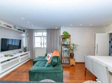 Este espaçoso apartamento em Belo Horizonte oferece 105 metros quadrados de conf · Apartamento à Venda - Barroca, 3 Quartos,  105 m2