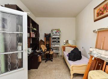 Casa · 190m² · 2 Quartos · 2 Vagas · Casa à Venda - Nova Suíssa, 2 Quartos, 190 m2