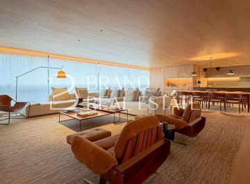Apartamento · 250m² · 2 Quartos · 4 Vagas · Apartamento de luxo com 250m², projeto diferenciado com 2 suítes de cinema, condomínio clube